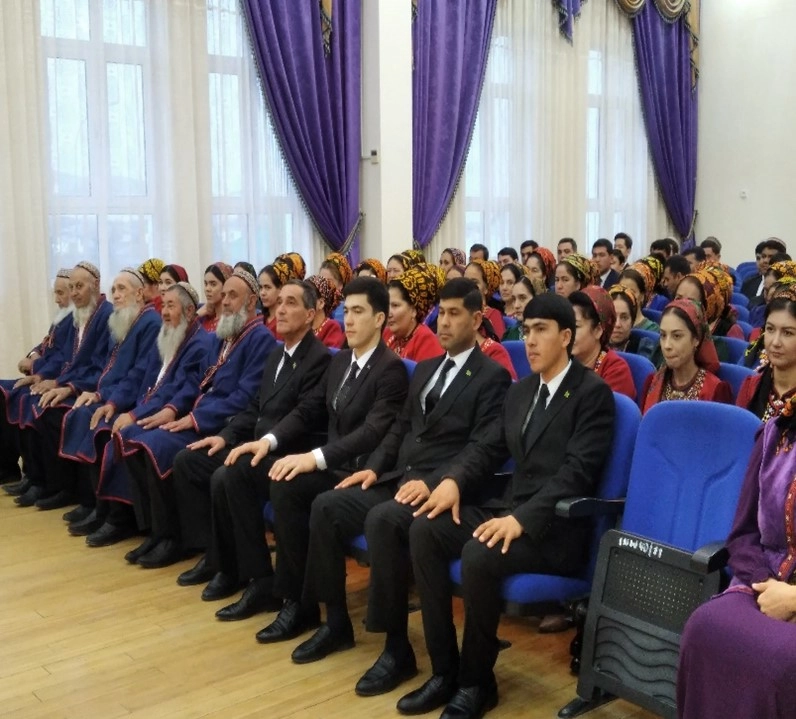 Agzybir halkyň beýik maslahaty